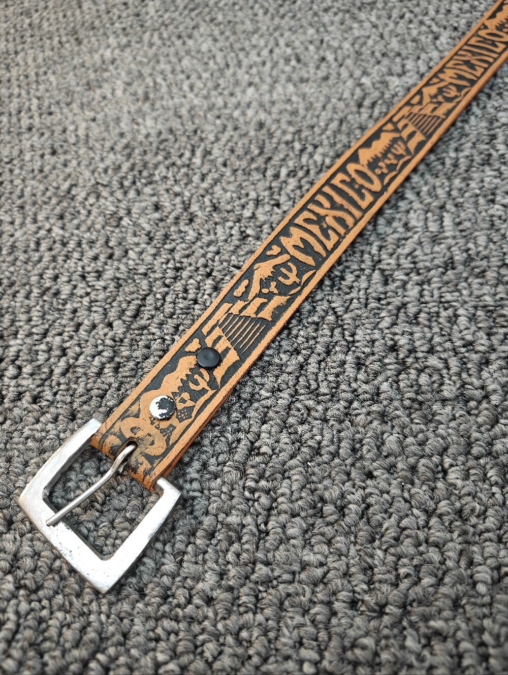 Leather Embossed  Mexican Themed Western-Style Men’s Belt
